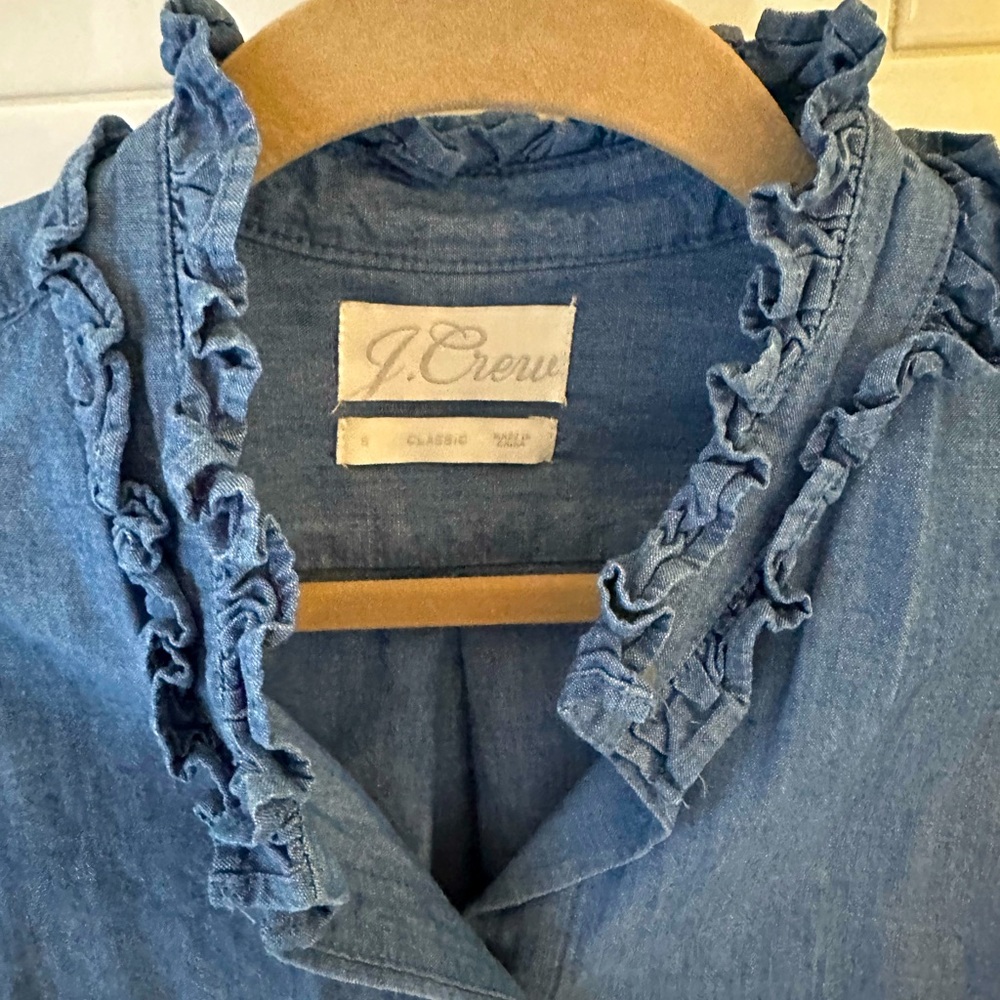 J. Crew Women's denim ruffle shirt size 8
